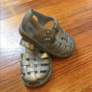 Gap Shimmer Gray Sandals toddler 5